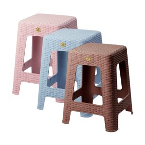 BANCO RATTAN CUADRADO L36 A45 LA ARDILLA | utilísimo®